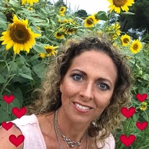 Meet your Posher, Renee